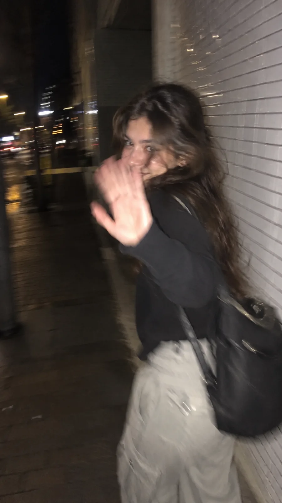 Candid Night Street AI Photo Prompt - Portraits AI Prompt for Midjourney, ChatGPT & Gemini